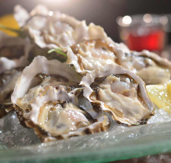 紅磡都會海逸酒店Promenade自助餐買2送1!人均$378連加一任飲紅白酒/送3小時泊車