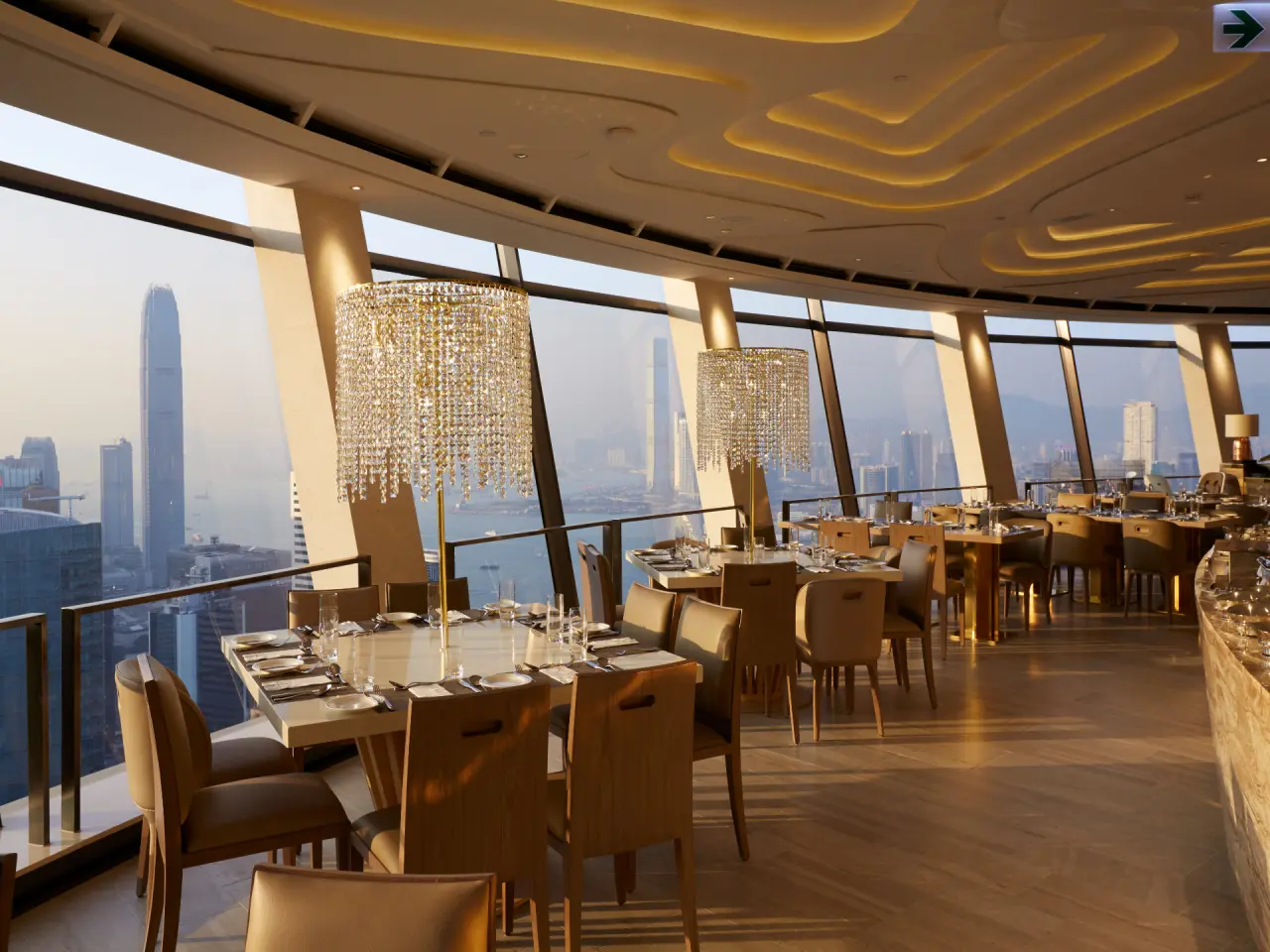 灣仔自助山自助餐快閃$361!全港唯一360°旋轉餐廳/聯乘金菊園歎臘味/聖誕都有平