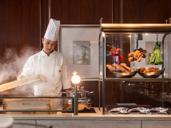 文華東方酒店自助餐優惠|快船廊Clipper Lounge自助晚餐優惠!任食冰鎮海鮮/即切烤牛肉/送現金券