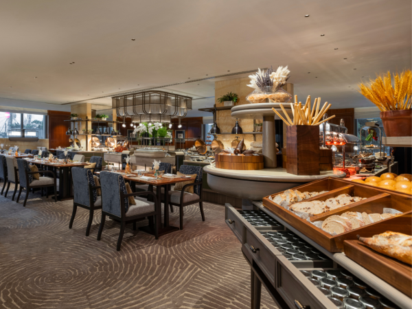 文華東方酒店自助餐優惠|快船廊Clipper Lounge自助晚餐優惠!任食冰鎮海鮮/即切烤牛肉/送現金券