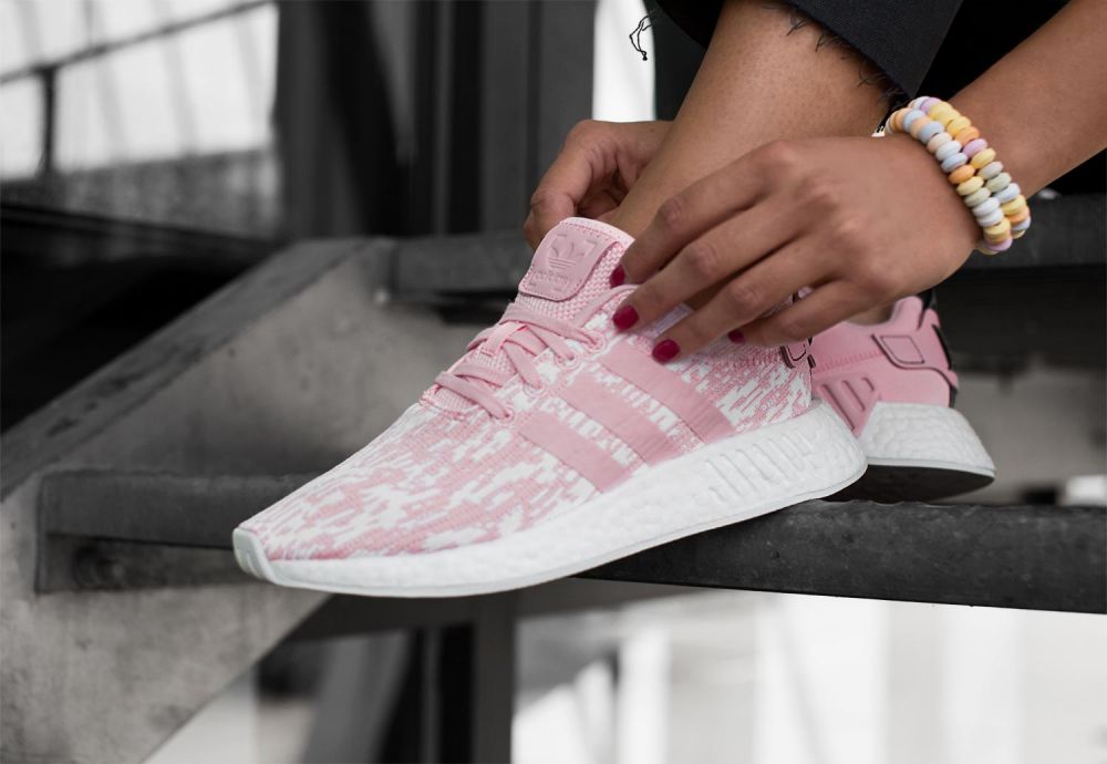 精選9款夢幻糖果色波鞋！來做個甜美運動風女孩！Adidas originals MND R2 - pale pink