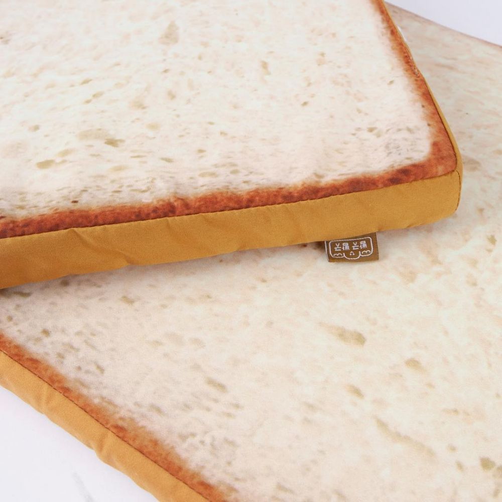 三文治、牛角包看著你微笑！韓國daiso推出麵包造型雜貨系列！