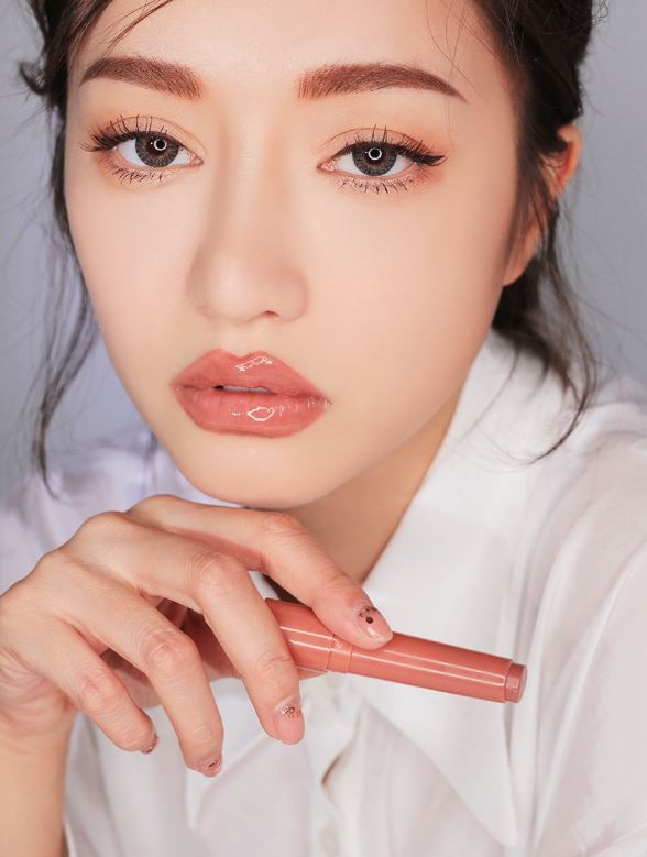 【韓國】滋潤豐唇效果+超美自然唇色！韓國3CE推出PLUMPING LIPS！