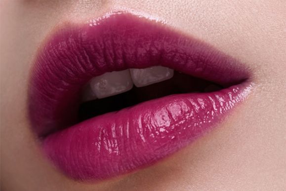 【韓國化妝品】玻璃水感唇妝！Hanskin推出全新Glam Moolon Tinted Lip Balm！