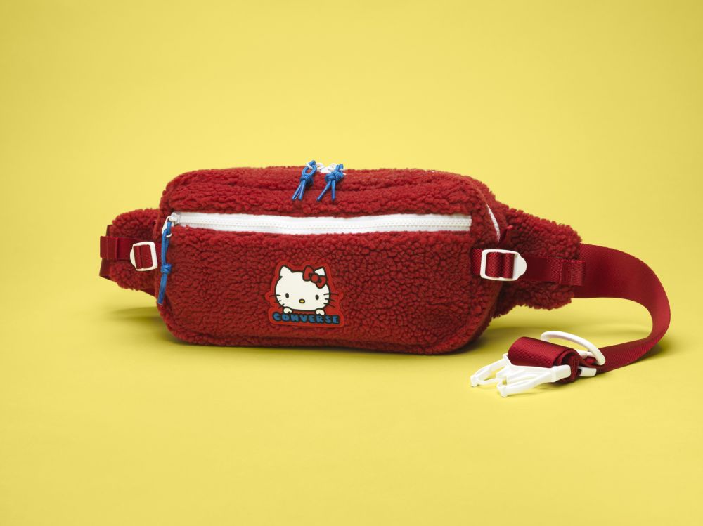 Converse再度聯乘Hello Kitty 服裝配飾