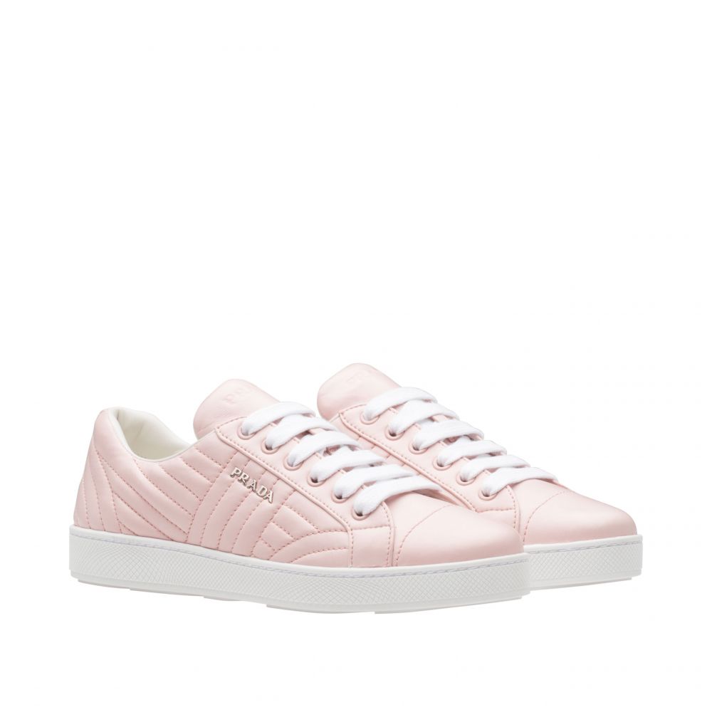 CHANEL, DIOR, LOUIS VUITTON, VALENTINO, COACH, TED BAKER, Dolce & Gabbana, PRADA, 粉色波鞋, 粉色名牌波鞋,名牌波鞋, pink, pink sneakers, designer sneakers