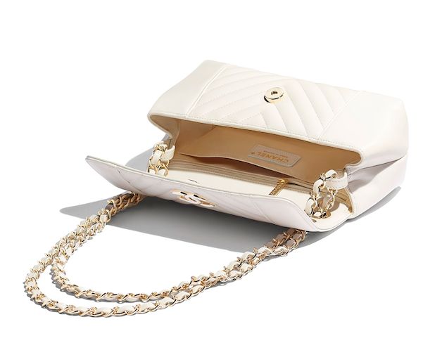 Flap Bag (HK$25,500)