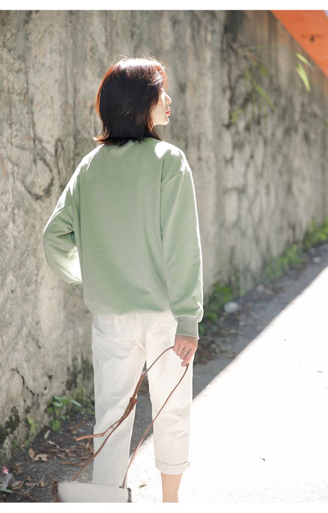【淘寶】15款清新豆綠色初春單品！刺繡大衣、毛衣、燈芯絨連衣裙