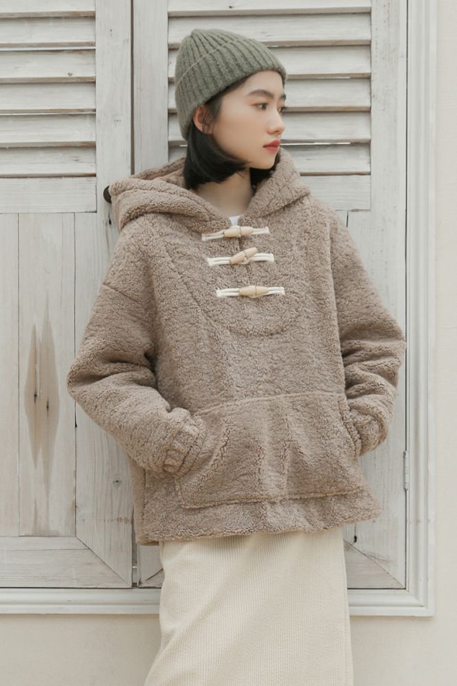 休閒羊羔毛運帽衛衣(售價為¥239)