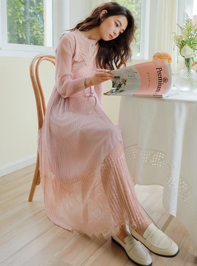 粉色網紗連衣裙