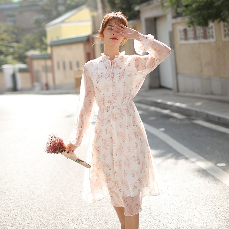 春日雪紡小清新連身裙 (售價為¥158)
