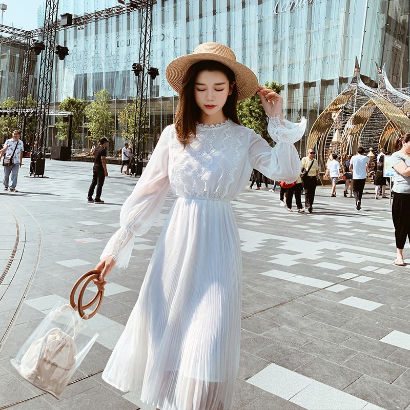 溫柔氣質雪紡白色連衣裙 (售價為¥158)