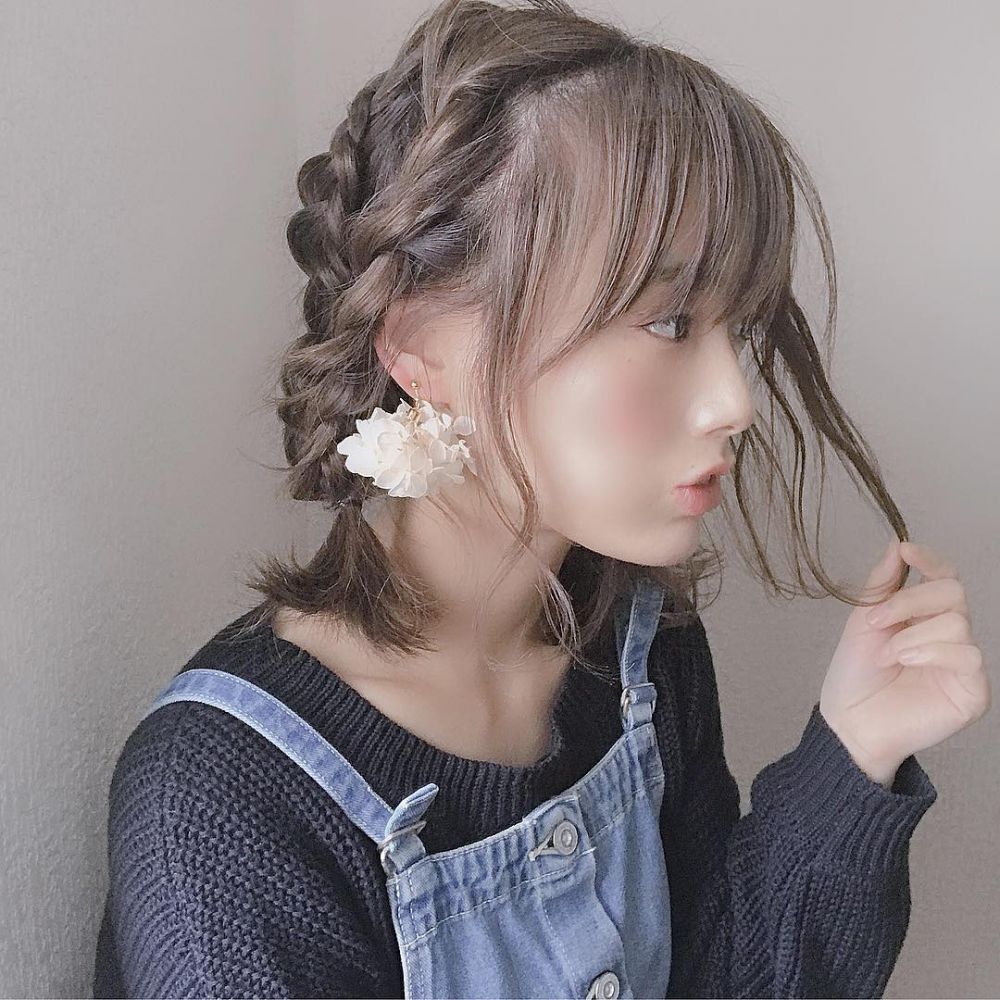 簡單編髮髮型範本1：日系氣質｜麻花辮孖辮短髮