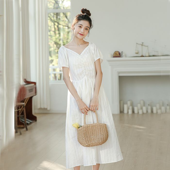 法式復古白色波點連衣裙(¥199.00-229.00)