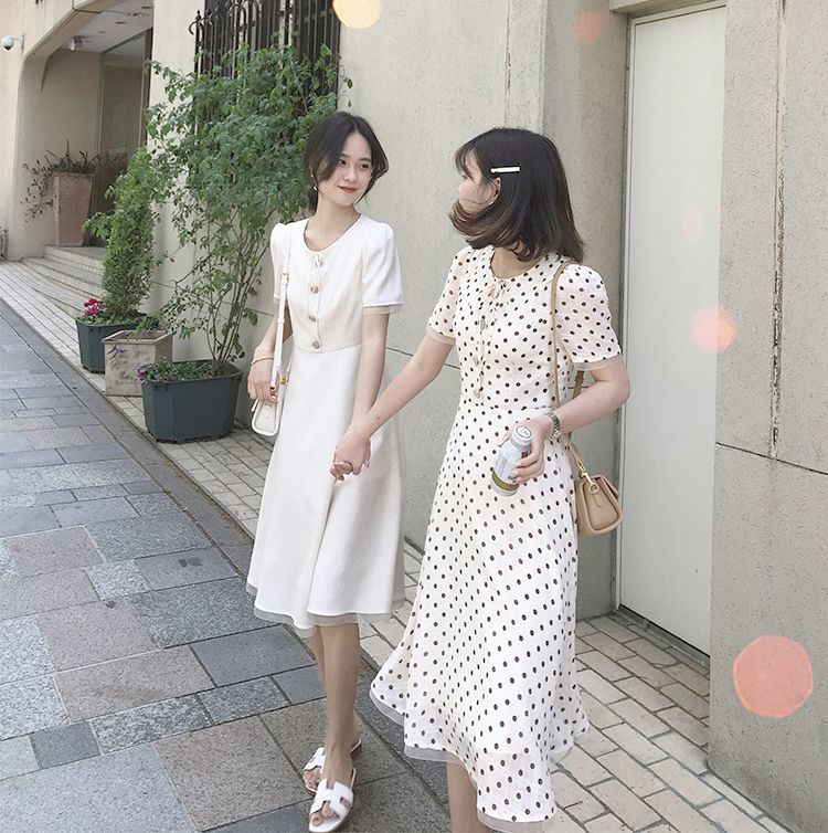 法式復古白色波點連衣裙(¥199.00-229.00)