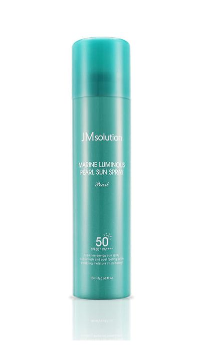 JMsolution Marine Luminous Pearl Sun Spray SPF50+ PA++++  韓國品牌JMsolution的防曬噴霧，含有海洋膠原蛋白及珍珠萃取物，輕輕一噴能帶來清涼舒爽的感覺，同時有保濕效果。