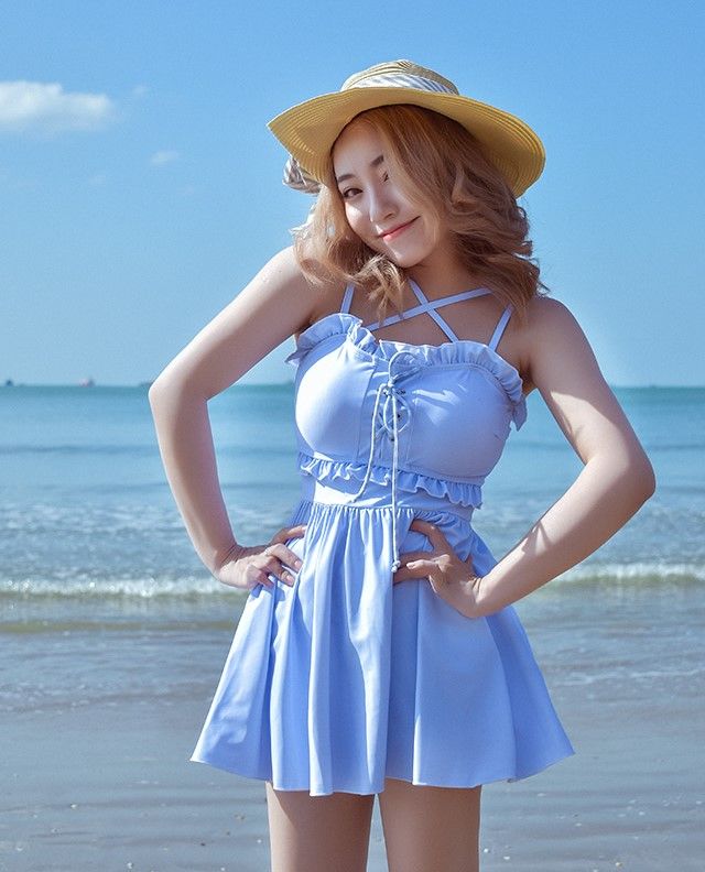 度假風吊帶掛頸裙式連身泳衣 (¥98)