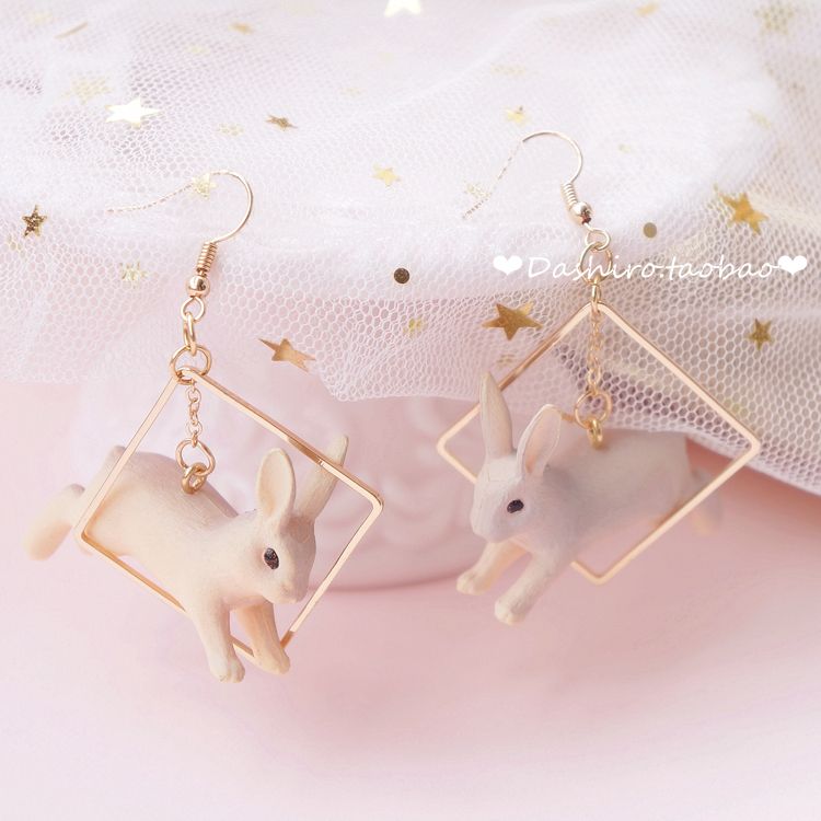 可愛立體方框小兔子耳環¥16.80-18.80