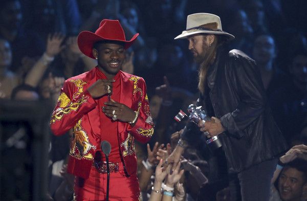 年度歌曲（SONG OF THE YEAR） Lil Nas X ft. Billy Ray Cyrus –《Old Town Road (Remix)》（圖片來源：美聯社）