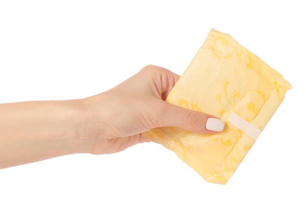 3 經期間應注意要勤換衛生巾，因為血液更是細菌的良好培養基，細菌可在衛生巾上以倍數繁殖。再加上經期間陰道的 pH值及益菌數量有轉變，如不注意個人衛生，容易感染陰道炎。（圖片來源：istock）