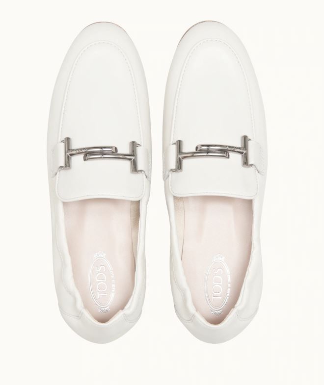 牛皮樂福鞋（WHITE）港元$5,200