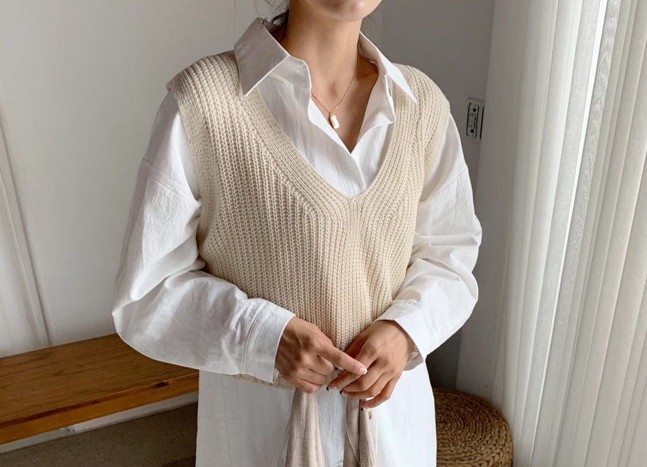 DHOLIC_針織短款背心 クロップドニットベスト(售價為JPY¥1,628連稅,約HK$118) DHOLIC_針織短款背心 クロップドニットベスト(售價為JPY¥1,628連稅,約HK$118)