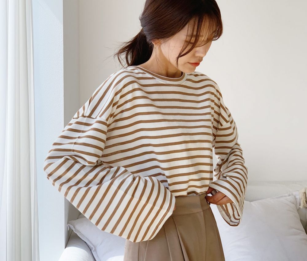 DHOLIC_間條寬鬆T恤 ボーダールーズTシャツ(售價為JPY¥1,518連稅,約HK$110) DHOLIC_間條寬鬆T恤 ボーダールーズTシャツ(售價為JPY¥1,518連稅,約HK$110)