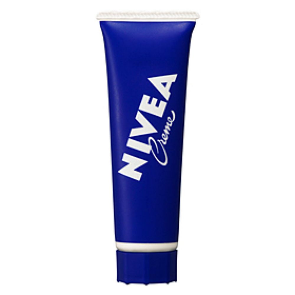4. NIVEA Cream (售價以官方為準) 平價保濕霜，大量使用都不心痛。滋潤又不黏膩，而且能使用於臉部與身體。