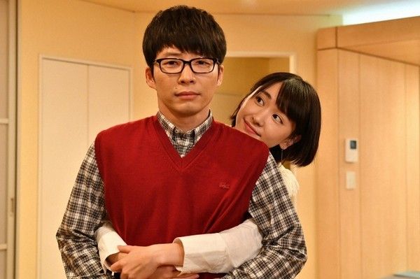 4 偶爾一個驚喜擁抱：一個真切的擁抱勝過千言萬語，偶爾給他一個驚喜後背擁抱，男生會覺得非常心動。