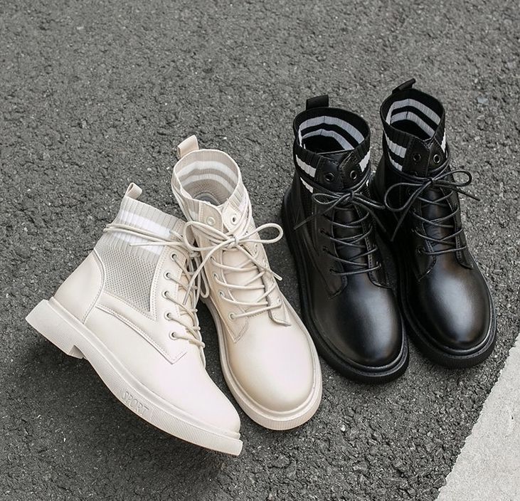 靴子．英倫學院風繫帶條紋拼接彈性馬丁短靴（原價NT$1,399，現特價NT$799，約HK$205）