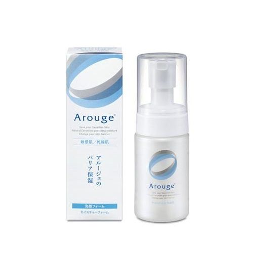 【評級：A】Arouge 泡沫潔面乳 (1,404円/100ml) 蘊含有效三種保濕及雙重成分，可治療敏感肌膚，以及改善皮膚粗糙。以柔軟細膩的泡沫潔面，無需過度摩擦皮膚，輕輕去除污垢。