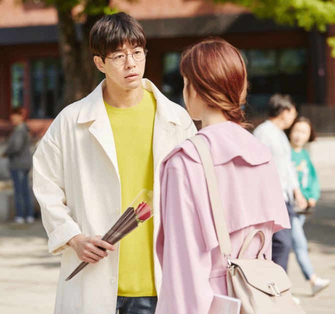 6. 適當地讓他吃醋:女生們可以適當地在他面前提提別的男生,讓他吃醋,增加他的勝負欲!不過,要注意的一點是,男生也是相當需要安全感的,若你經常性提到別的男生的話,很可能會讓他覺得你對他的興趣不大,又有可能會對你失去信心哦~ 6. 適當地讓他吃醋:女生們可以適當地在他面前提提別的男生,讓他吃醋,增加他的勝負欲!不過,要注意的一點是,男生也是相當需要安全感的,若你經常性提到別的男生的話,很可能會讓他覺得你對他的興趣不大,又有可能會對你失去信心哦~