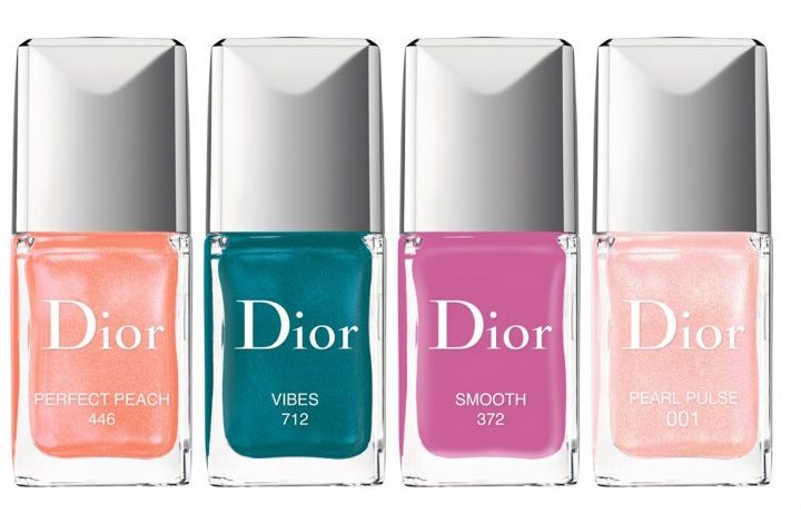 Dior Addict Lip GLOW VIBES - 美妝甲油 $250（色號：372 Smooth、446 Perfect Peach、712 Vibes、001 Pearl Pulse）