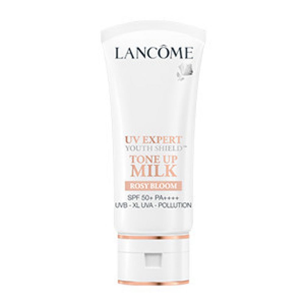 4. Lancôme UV Expert Youth Shield™ Tone Up Milk SPF50+ PA++++  質感輕盈的防禦抗曬素顏霜，能提亮膚色，保濕效果長達八小時，幫助阻隔污染和紫外線。