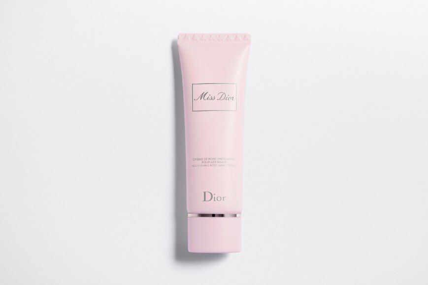 5. Dior Miss Dior 滋養修護手霜 (50ml)：潤手霜擁有Miss Dior香水的香氣，帶有淡淡的玫瑰氣息。另外蘊含五月玫瑰水，能夠為肌膚舒緩天氣乾燥帶來的不適，並且迅速滲透肌膚，帶來深層滋養。