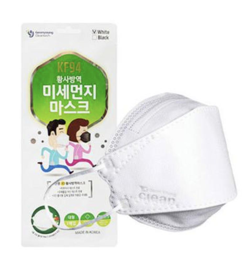 第三位 韓國製KF94 3D 口罩｜6個入｜ 韓國製造，三層過濾濾網設計，有效過濾94% 0.4微米的微粒。3段式可折疊設計，配合鼻托位置，能防止眼鏡起霧。
