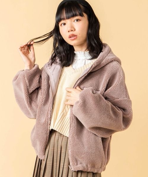 羊毛連帽外套(6折後日元3,299連稅)