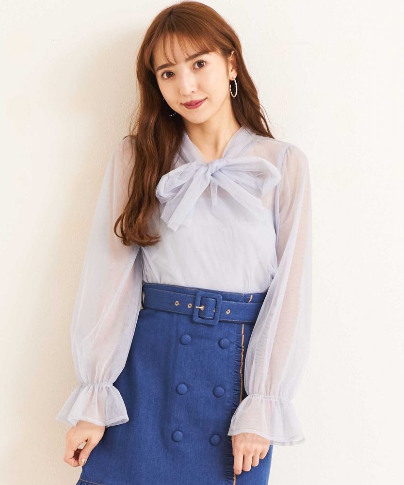 蝴蝶結薄紗上衣  (日元6,589連稅)