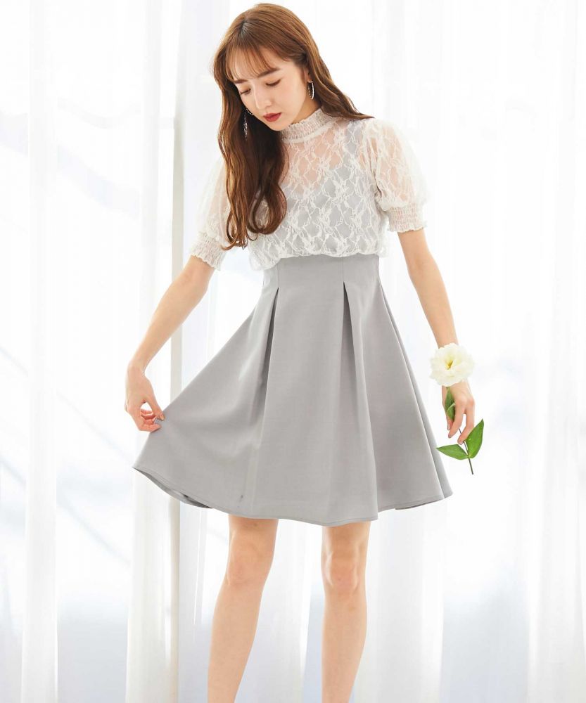 蕾絲拼接連身裙  (日元8,789連稅)