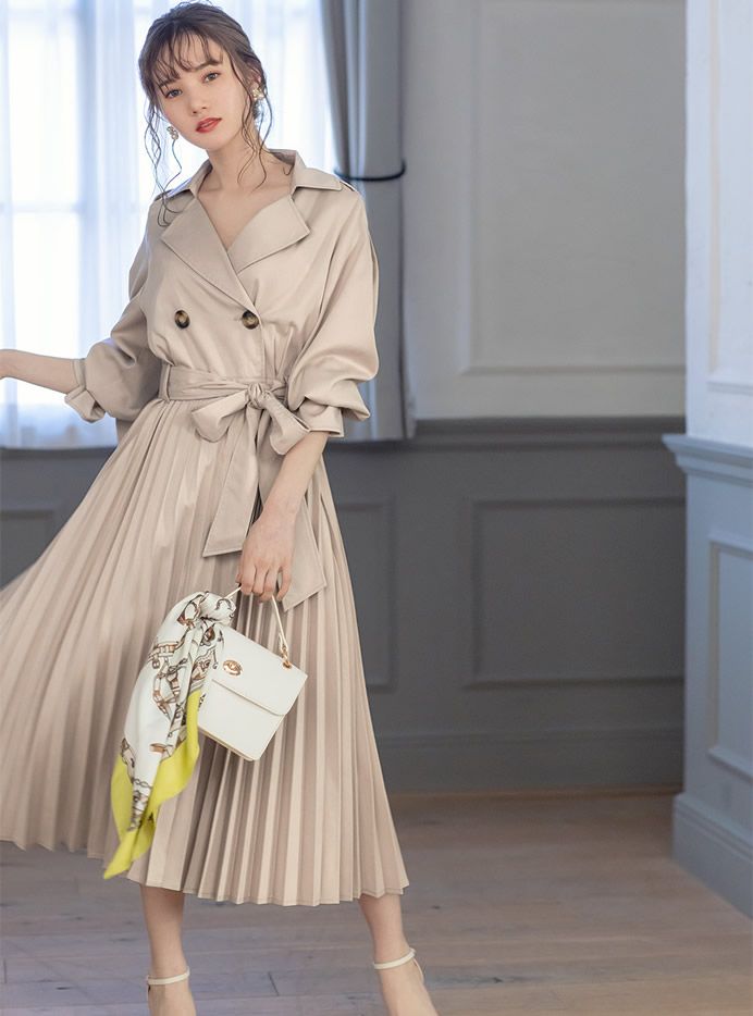 百褶風褸 (日元4,199連稅)