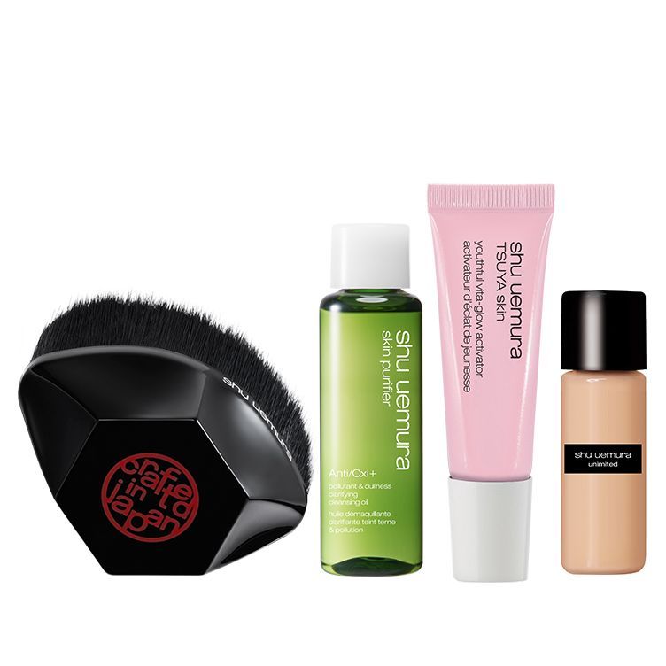5. 日本匠心限定 petal 55 粉底掃套裝(HK$450,價值 HK$671): 日本匠心限定 petal 55 粉底掃、 Anti/Oxi+ 綠茶抗氧化潔顏油 (15ml)、 TSUYA 光感新肌精華 (7ml)、 unlimited 無限輕透持妝粉底液 (5ml) 5. 日本匠心限定 petal 55 粉底掃套裝(HK$450,價值 HK$671): 日本匠心限定 petal 55 粉底掃、 Anti/Oxi+ 綠茶抗氧化潔顏油 (15ml)、 TSUYA 光感新肌精華 (7ml)、 unlimited 無限輕透持妝粉底液 (5ml)