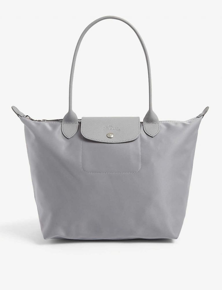 7. LONGCHAMP Le Pliage neo shoulder bag （Color：CEMENT） 售價 $840 | 香港售價 $1100
