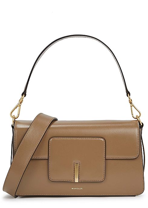 Georgia taupe leather top handle bag (折後HK$3,472，原價HK$4,960)