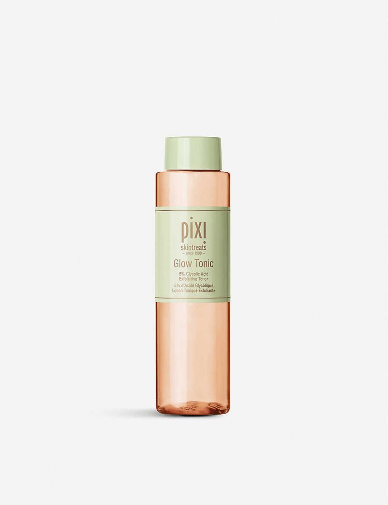 9.PIXI Glow Tonic:PIXI的這款爽膚水成份天然,當中含有蘆薈、人蔘成份,可以促進肌膚血液循環,有助去除老廢角質,令肌膚重現光澤滋潤的膚質,從而改善暗瘡、暗粒、粉刺等皮膚問題! 9.PIXI Glow Tonic:PIXI的這款爽膚水成份天然,當中含有蘆薈、人蔘成份,可以促進肌膚血液循環,有助去除老廢角質,令肌膚重現光澤滋潤的膚質,從而改善暗瘡、暗粒、粉刺等皮膚問題!