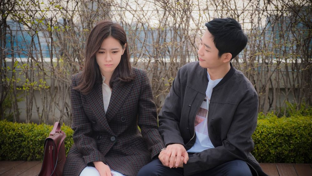 8. 切勿訴諸暴力或情感上的虐待︰  專家們說，如果與伴侶的爭吵使你在生理、情感或心理上感到不安全，那將是一個重大的危險信號。雙方爭吵只有在保持公正和安全的前提下才是健康的。 如果你們總是在吵架，令你感到困擾，而你們似乎都無法解決，那麼也許該諮詢專業人士了。