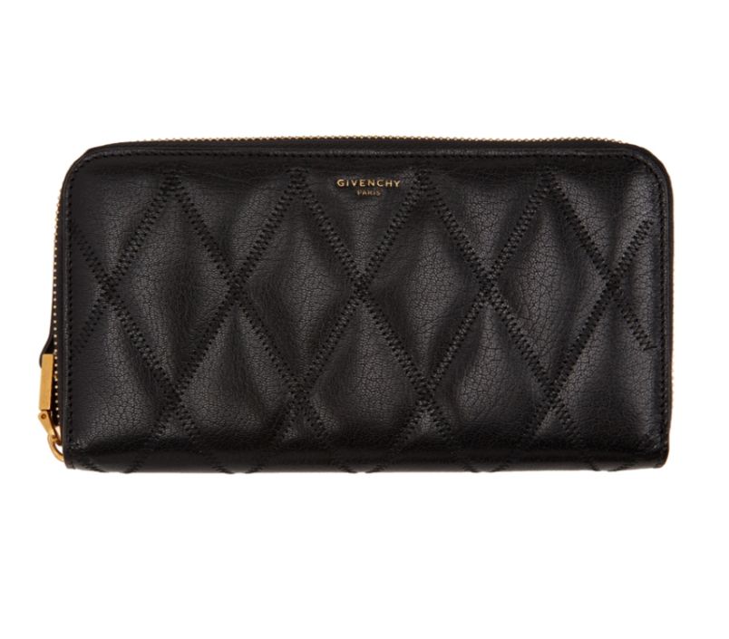 5. Givenchy Black Quilted Zip Wallet (HK$3,992，原價HK$5,870)