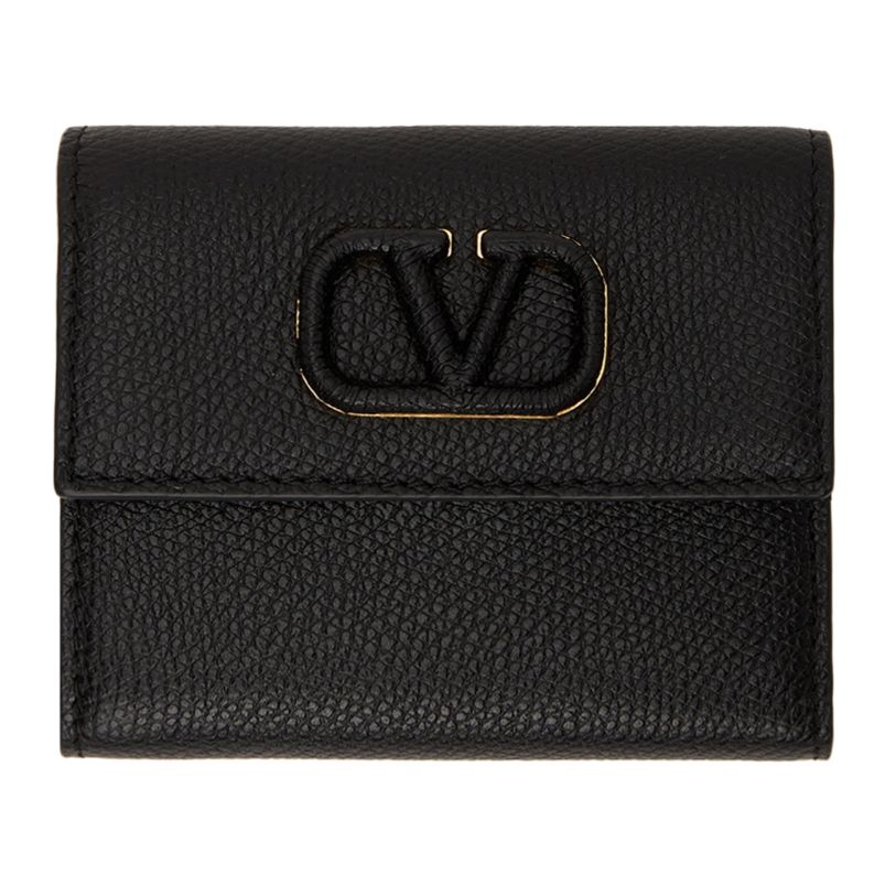 2. Valentino Black Valentino Garavani Mini VSling Trifold Wallet (HK$2,808，原價HK$3,900)