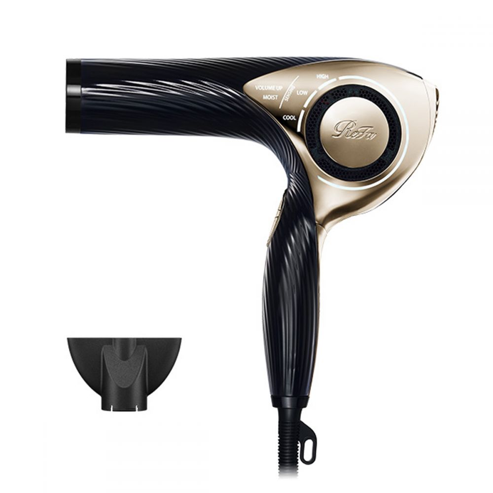 【第2位】ReFa BEAUTECH DRYER（日元¥36,300, 連稅）——風筒採用智能溫控技術，讓你吹出如絲般柔軟的頭髮，同時獨特的負離子技術能為每個毛囊都注滿水分，保持健康。