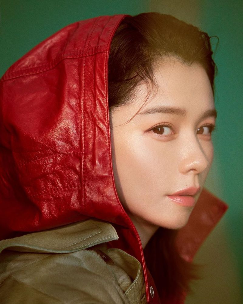 5. 美人尖 美人尖的意思便是在額頭正中的頭髮位置多出來一點,形成一個小小的尖啄。以前的人認為這樣能美化額頭,更可以擋住往後的髮際線,讓人看起來更年輕溫柔。 5. 美人尖 美人尖的意思便是在額頭正中的頭髮位置多出來一點,形成一個小小的尖啄。以前的人認為這樣能美化額頭,更可以擋住往後的髮際線,讓人看起來更年輕溫柔。