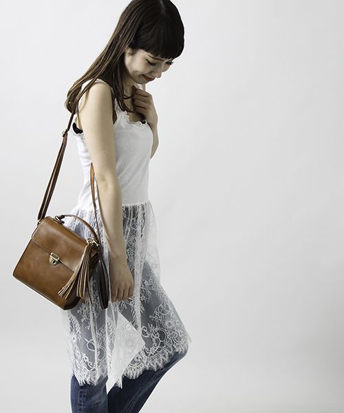 蕾絲裙背心裙-原價日元¥ 2,189 | 優惠價日元¥ 399